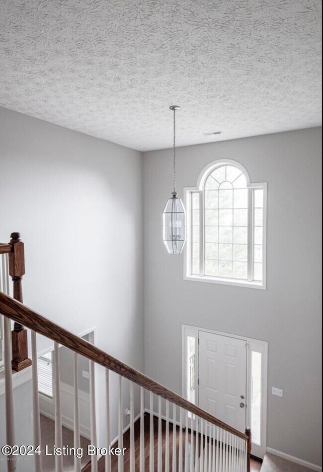 Foto del edificio - 10727 Copper Ridge Dr