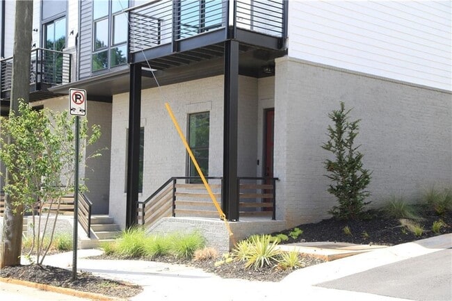 Photo - 1350 May Ave SE Townhome