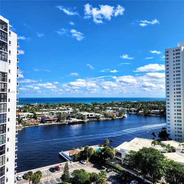 Building Photo - 20505 E Country Club Dr