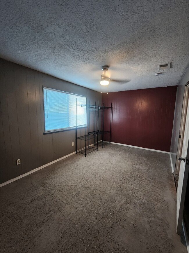 Foto del edificio - 2 bedroom  Rio Rancho