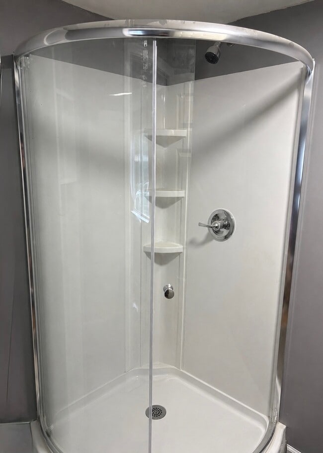 shower unit - 355 S 6th St