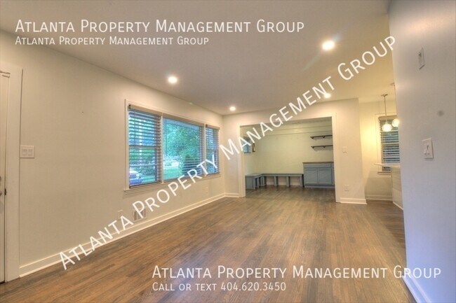 Building Photo - 3309 Concord Circle SE