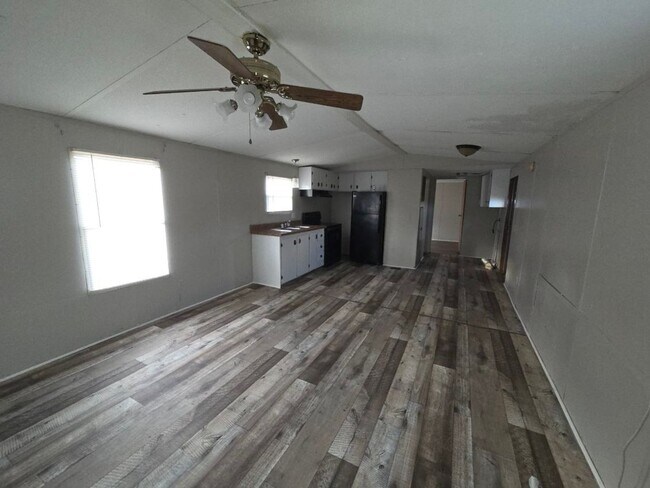 Foto del edificio - 614 Oakland Church Rd