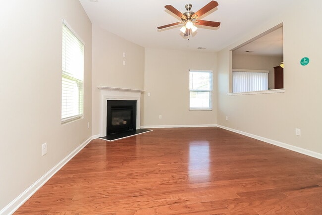 Building Photo - 3708 Amistad Ln