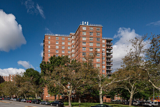 Building Photo - Rochdale Village