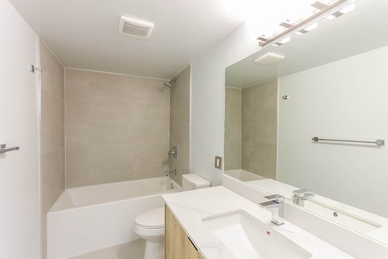 Photo du bâtiment - Axis Tower