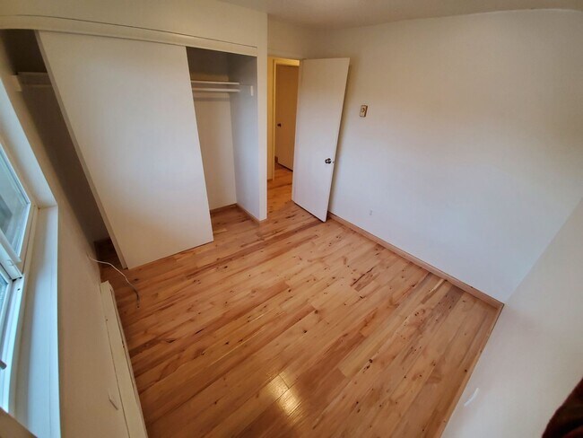 Building Photo - ELM