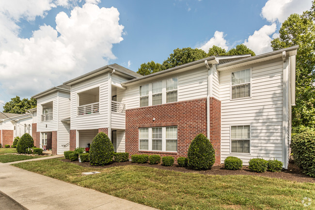 East Forest Park - Apartments in Dickson, TN | Apartments.com