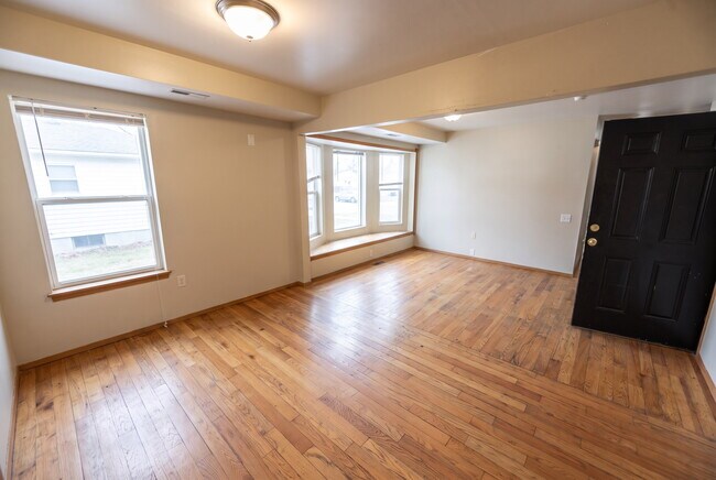Foto del edificio - 520 W Mifflin St