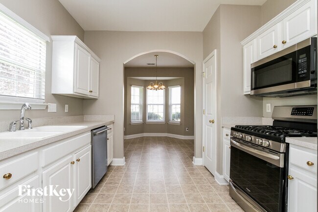 Building Photo - 12118 Ilse Helene Ln