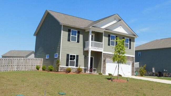 Building Photo - 5 Covert Ct