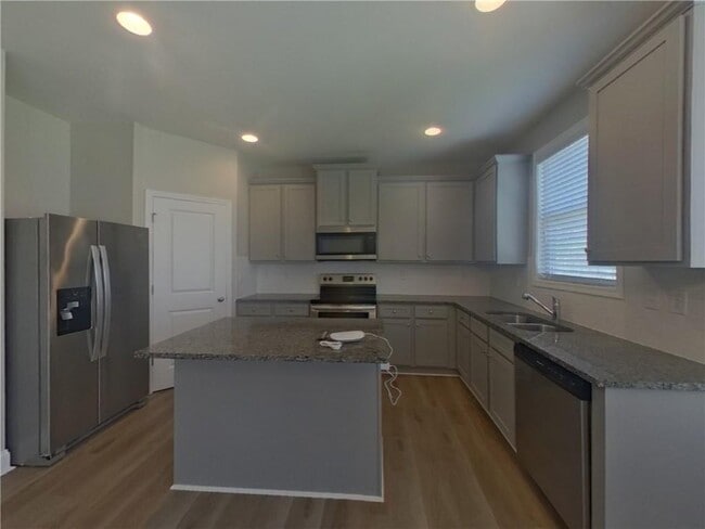 Building Photo - 730 Ireland Ln