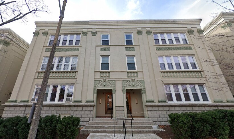Primary Photo - 72 Egmont St