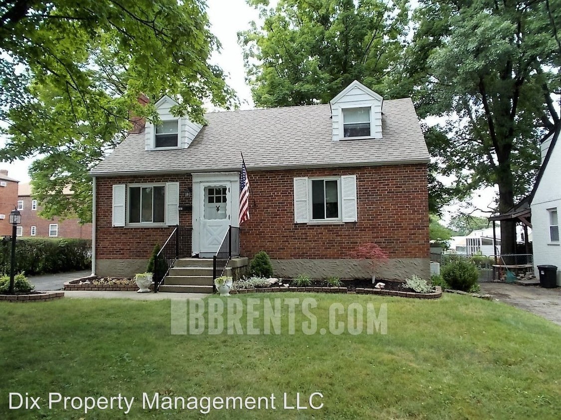 Primary Photo - 707 Lory Ln