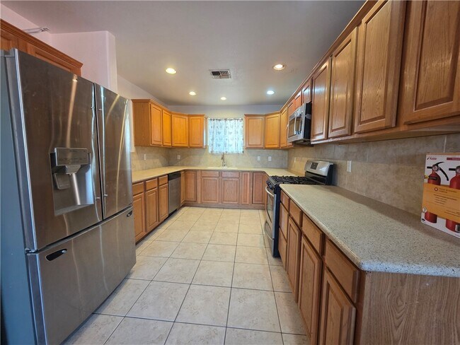 Foto del edificio - 1041 Citrus St