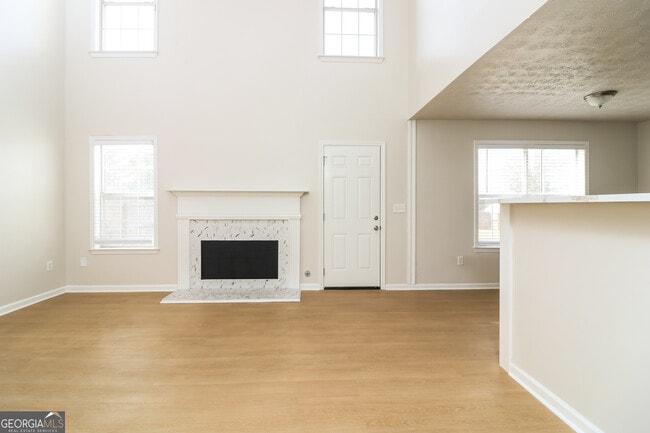 Foto del edificio - 7915 Clearview Cir