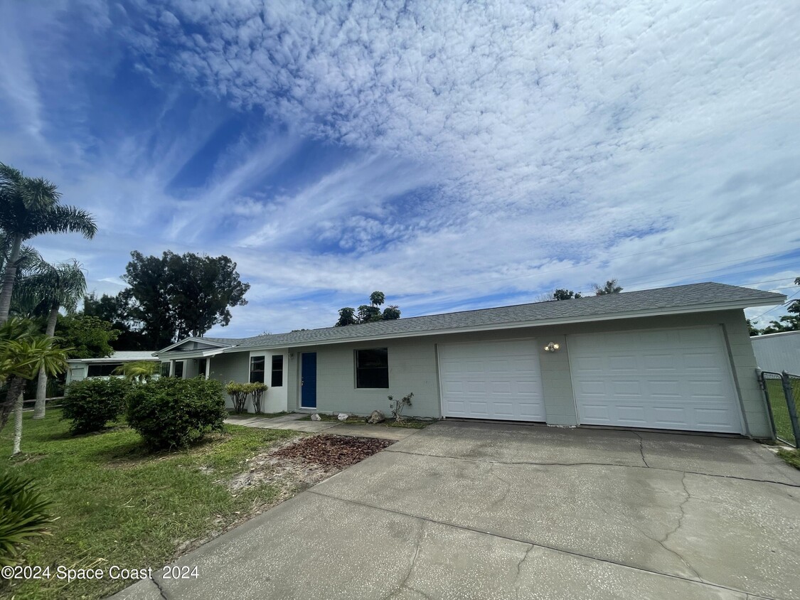 Primary Photo - 4109 Edwards St