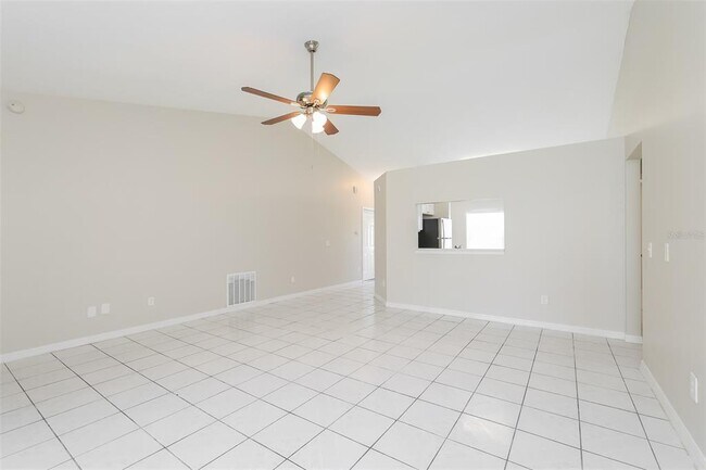 Foto del edificio - 807 Savona Pl