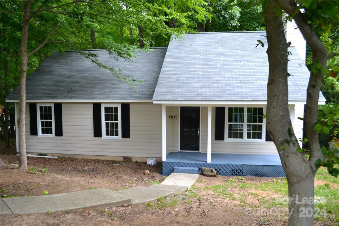 Primary Photo - 2919 Archdale Dr