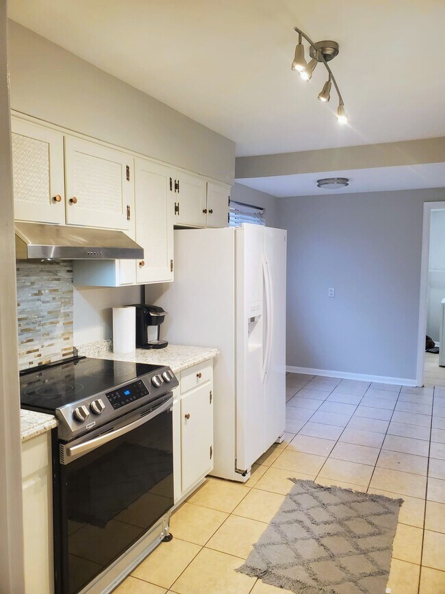 Foto del edificio - 1130 Wheaton St