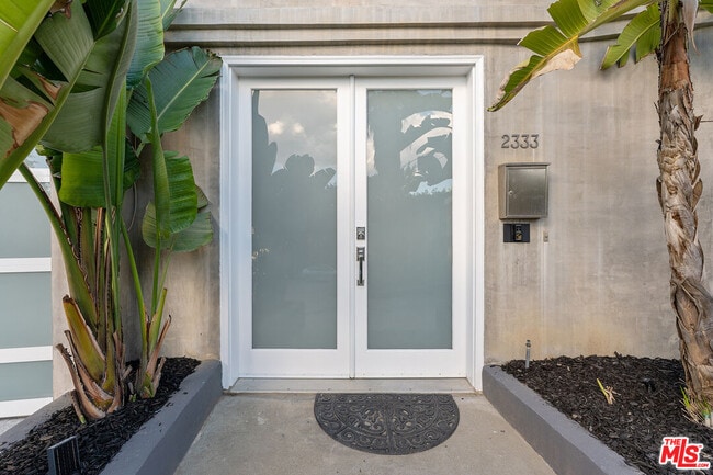 Building Photo - 2333 Vasanta Way