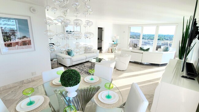 Foto del edificio - 511 Bayshore Dr
