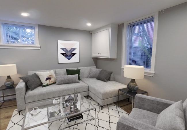 Building Photo - 1 Bed / 1 Bath Basement Apartment for Rent...