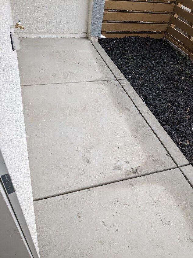 Building Photo - 9887 MacArthur Blvd