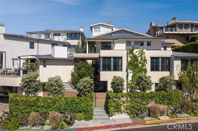 Building Photo - 27 Emerald Bay