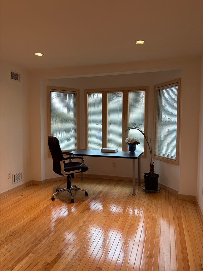 Sala flexible - 25 Bogert Pl