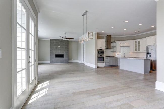 Building Photo - 12600 Marstrow Dr