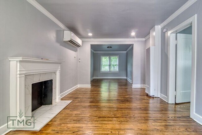 Foto del edificio - NEWLY REMODELED! Bungalow in the heart of KW!
