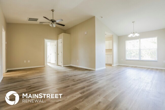 Building Photo - 3021 Duar Terrace