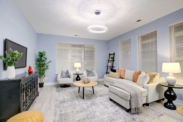 Foto del edificio - 3815 S Langley Ave