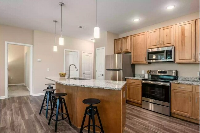 Foto del edificio - 222 Lake Cove Dr