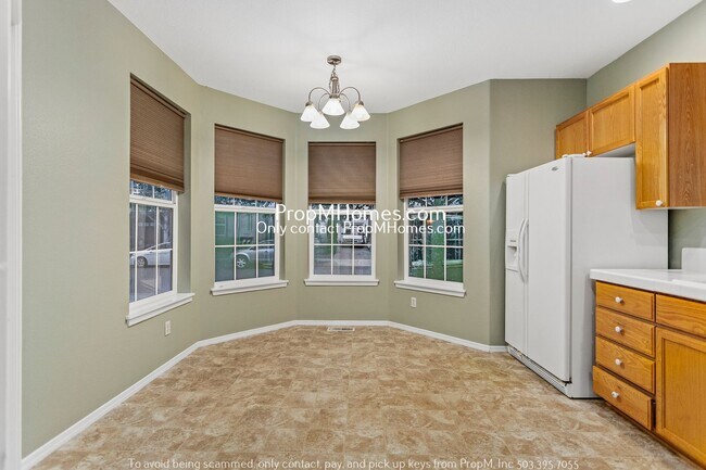 Foto del edificio - Lovely Three Bedroom Hillsboro Home!