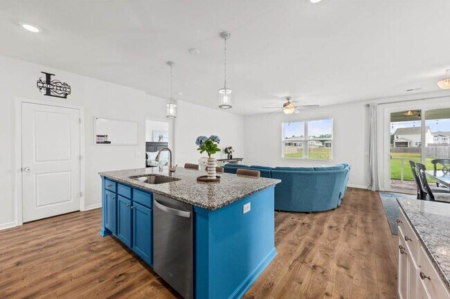 Foto del edificio - 314 Cypress Br Rd