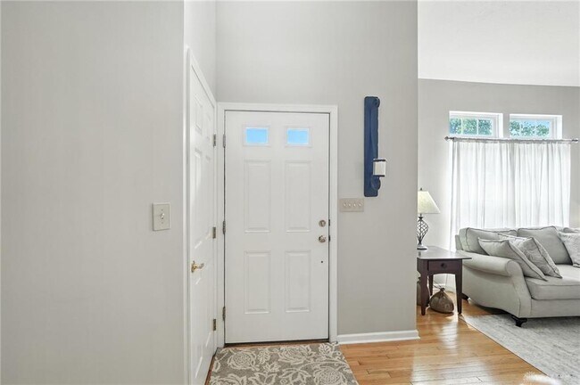 Foto del edificio - 3749 Whisper Creek Dr