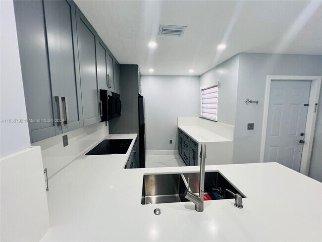 Foto del edificio - 12526 NW 11th Trail