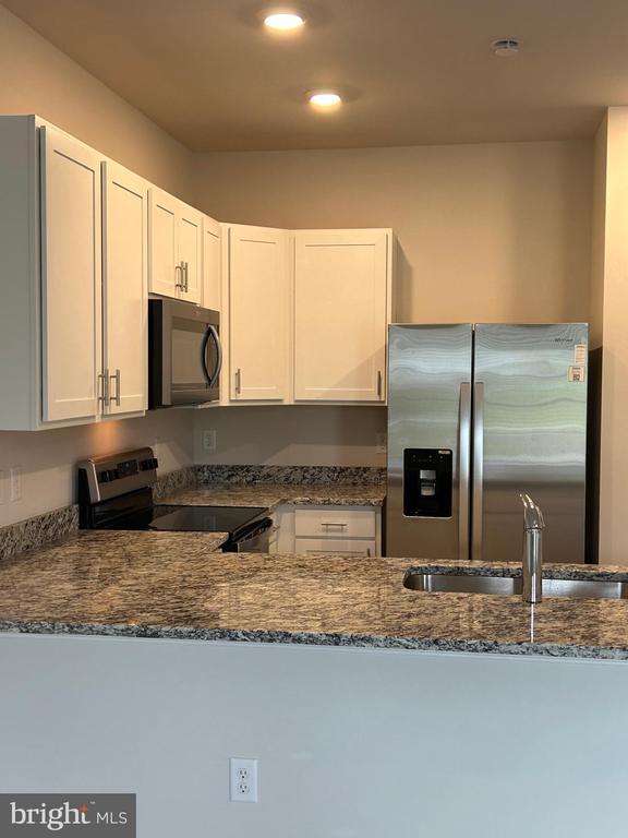 Foto del edificio - 262 Baker Dr