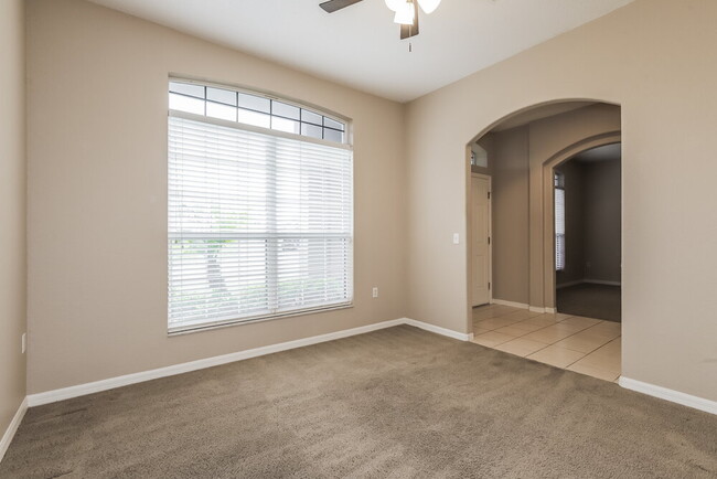 Foto del edificio - 2779 Berkford Cir