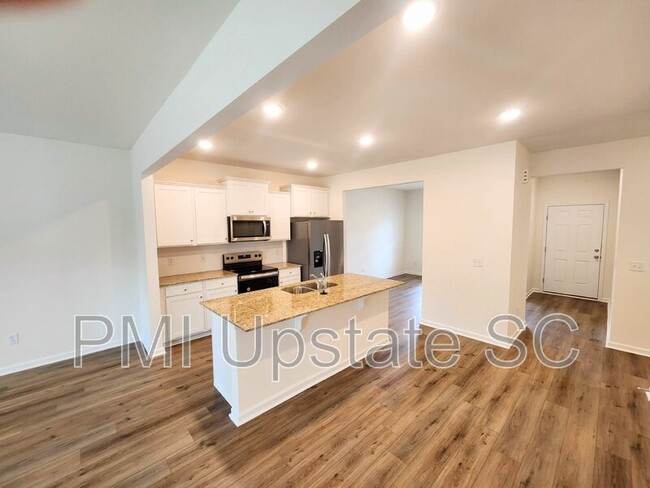 Building Photo - 743 Fountain Brook Ln