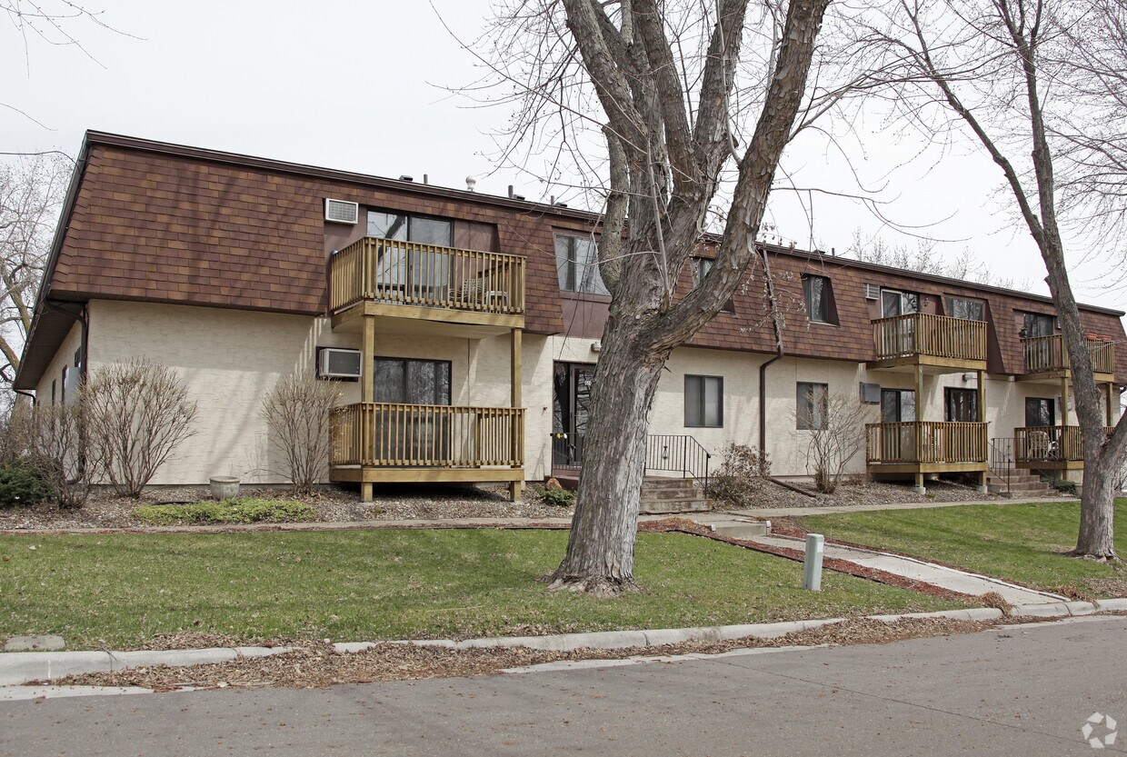 Building Photo - 1207 Hewitt Ave