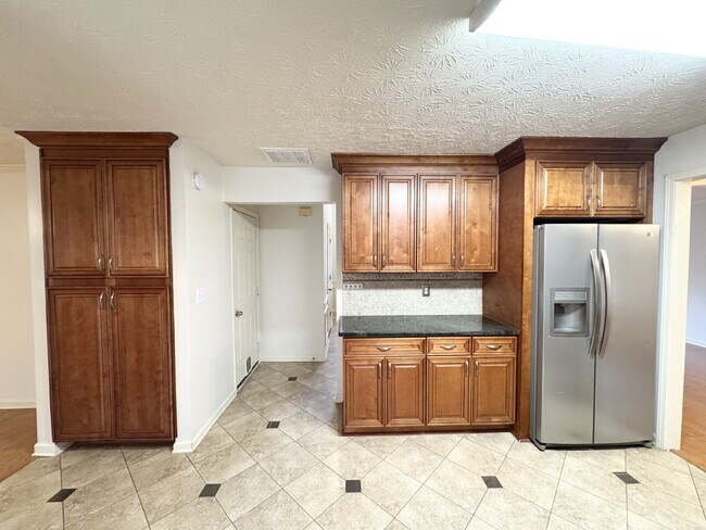 Foto del edificio - Rare Sugar Hill Rental with Huge Fenced Yard and Outdoor Living Space