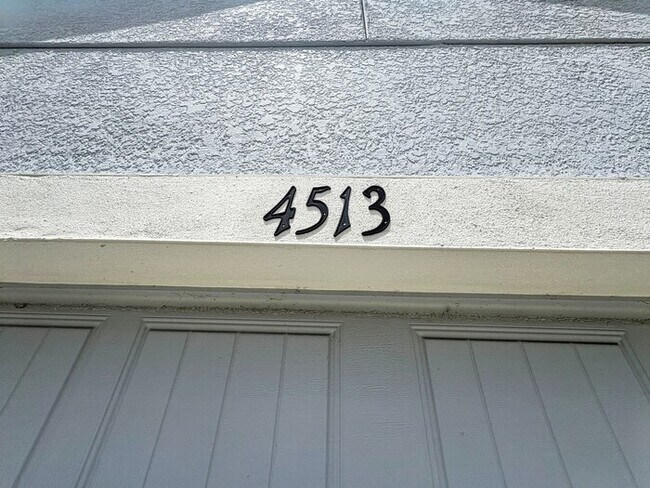 Foto del edificio - 4513 Windy Hammock Way