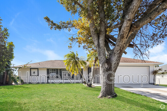 Building Photo - 1428 SW 11th Ave