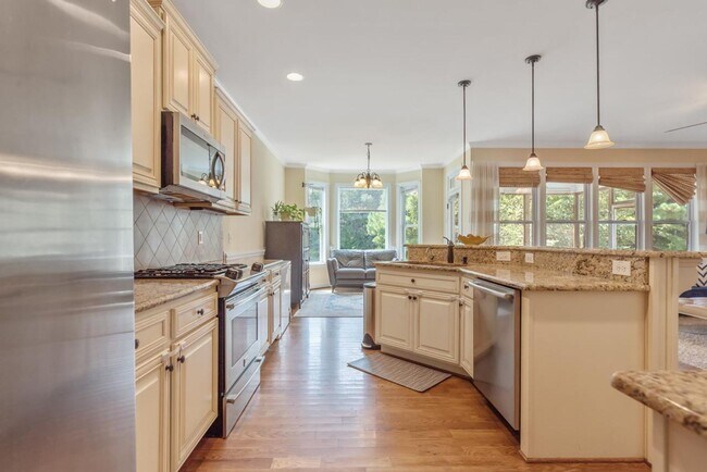 Building Photo - Gorgeous Wake Forest Home!