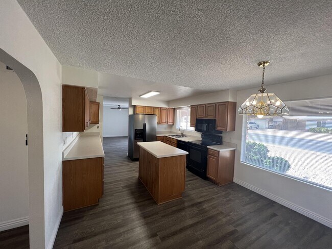Foto del edificio - 7232 W Cinnabar Ave