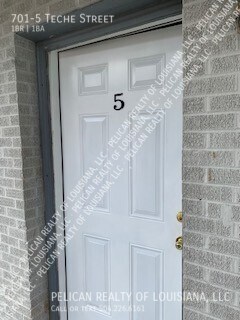 Primary Photo - 701 Teche St