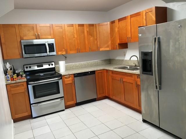 Foto principal - 6313 Hayes St